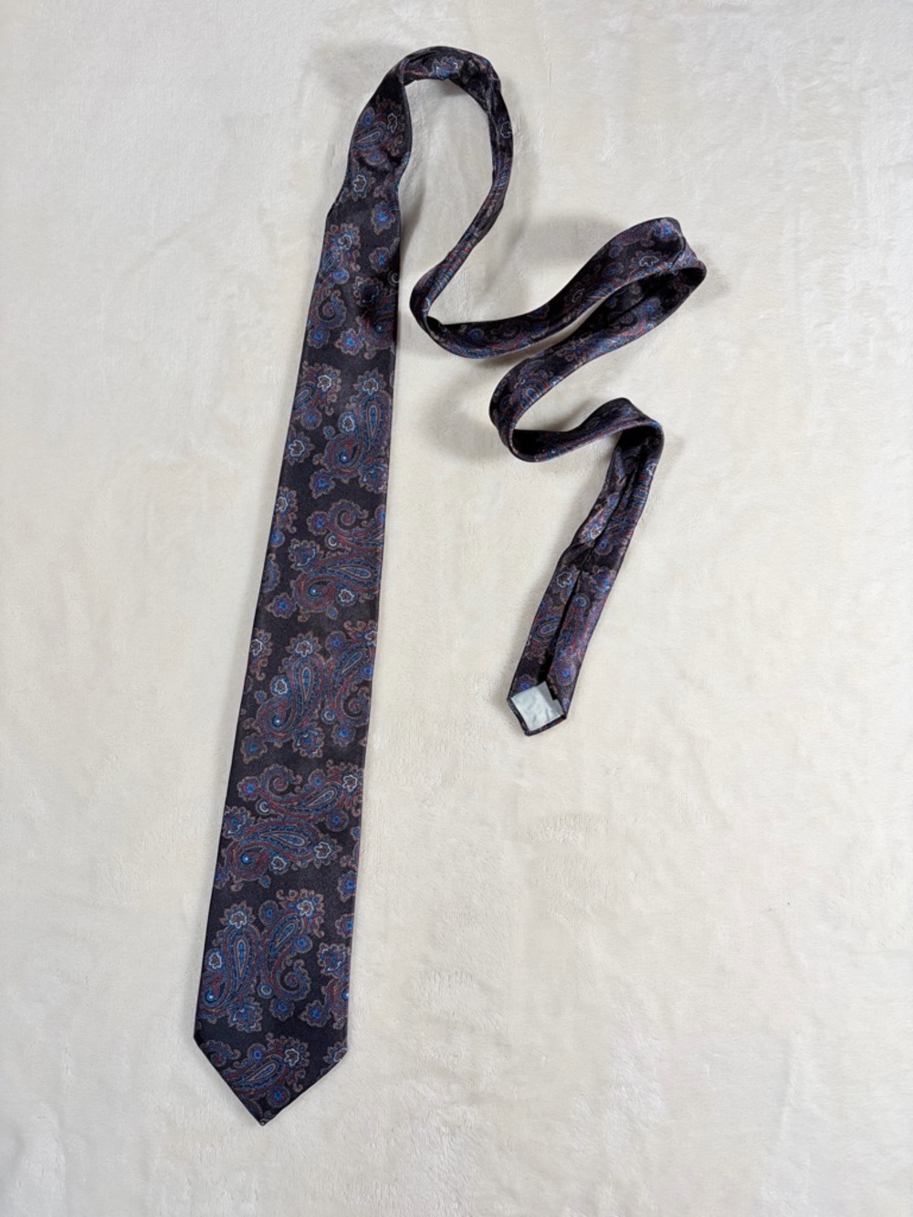 Adolfo Men's Paisley Black‎ Blue Red Polyester Silk Tie